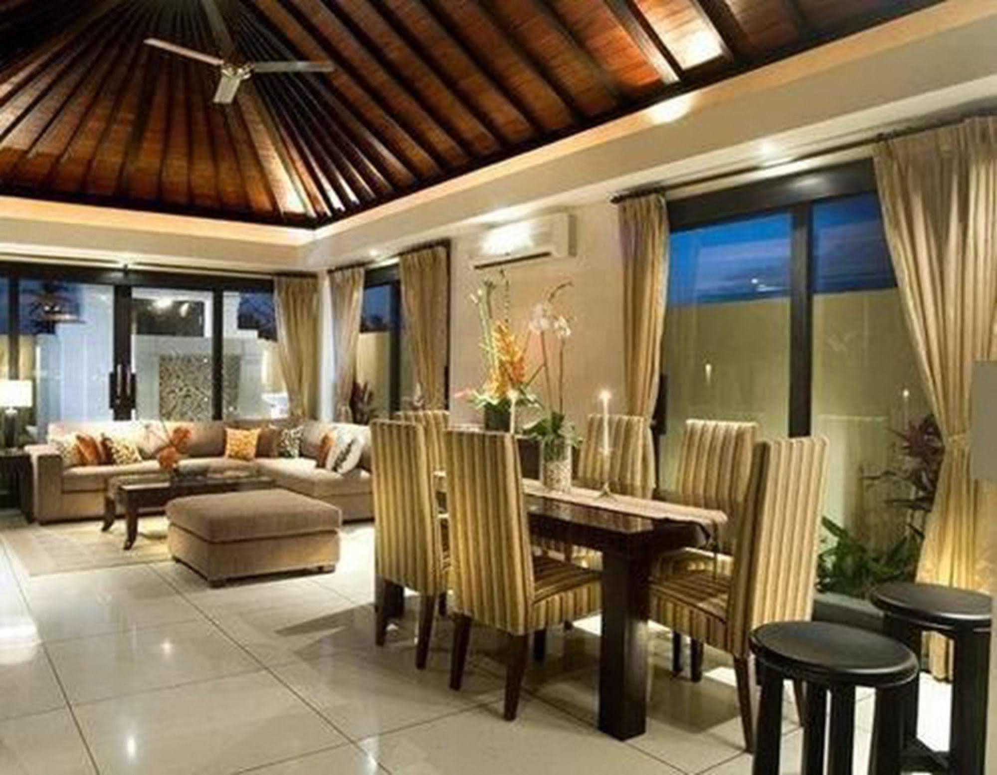 The Seri Villas Seminyak By Premier Hospitality Asia Exteriör bild